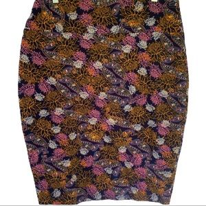 LuLaroe Cassie Pencil Skirt Purple, Pink Floral L